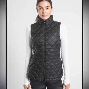 NWT Athleta Whisper Featherless Vest